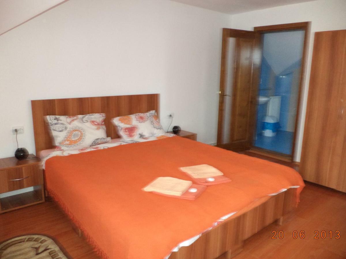 Casa Bella Villa Rîşnov Kültér fotó